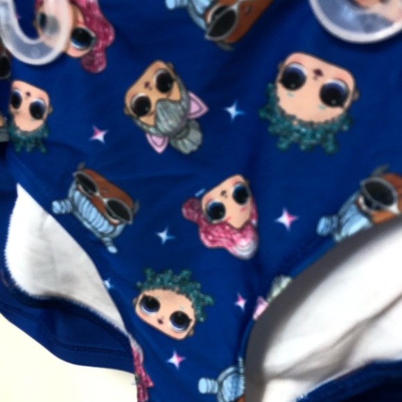 L.O.L. Surprise UPF Style Queens 2-Piece Metallic Swim Suit - Picture 8 of 14